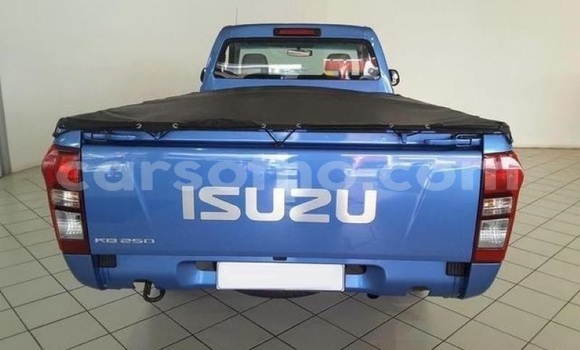 Acheter Occasion Voiture Isuzu KB Bleu à Roma, Maseru Acheter Occasion Voiture Isuzu KB Bleu à Roma, Maseru