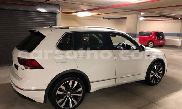 Acheter Occasion Voiture Volkswagen Tiguan Blanc à Maseru, Maseru Acheter Occasion Voiture Volkswagen Tiguan Blanc à Maseru, Maseru