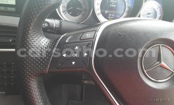 Sayi Na hannu Mercedes-Benz C–Class Black Mota in Maseru a Maseru Sayi Na hannu Mercedes-Benz C–Class Black Mota in Maseru a Maseru