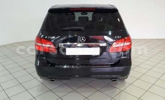 Sayi Na hannu Mercedes-Benz B-klasse Black Mota in Maseru a Maseru Sayi Na hannu Mercedes-Benz B-klasse Black Mota in Maseru a Maseru