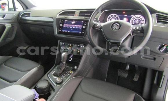 Acheter Occasion Voiture Volkswagen Tiguan Blanc à Thaba–Tseka, Mafeteng Acheter Occasion Voiture Volkswagen Tiguan Blanc à Thaba–Tseka, Mafeteng
