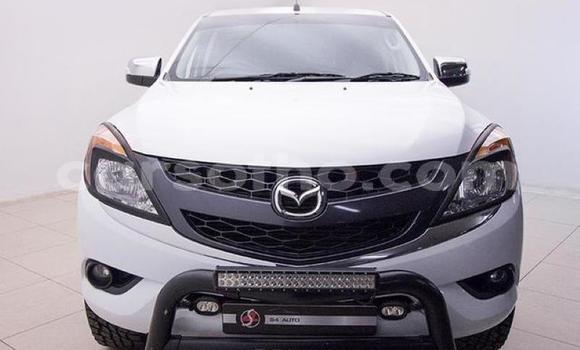 Buy Used Mazda BT-50 White Car in Mafeteng in Mafeteng Buy Used Mazda BT-50 White Car in Mafeteng in Mafeteng