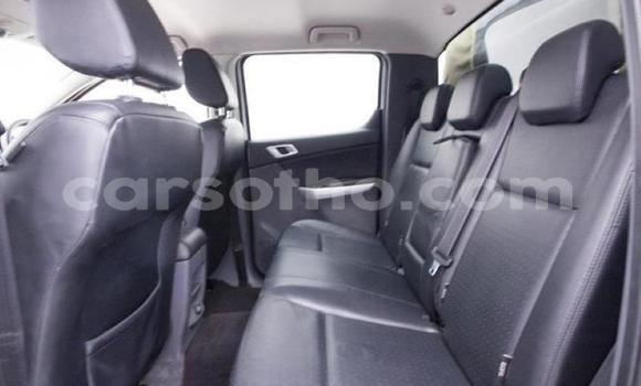 Buy Used Mazda BT-50 White Car in Mafeteng in Mafeteng Buy Used Mazda BT-50 White Car in Mafeteng in Mafeteng