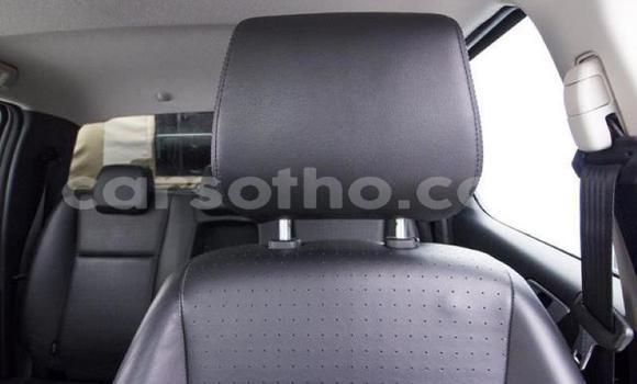 Buy Used Mazda BT-50 White Car in Mafeteng in Mafeteng Buy Used Mazda BT-50 White Car in Mafeteng in Mafeteng