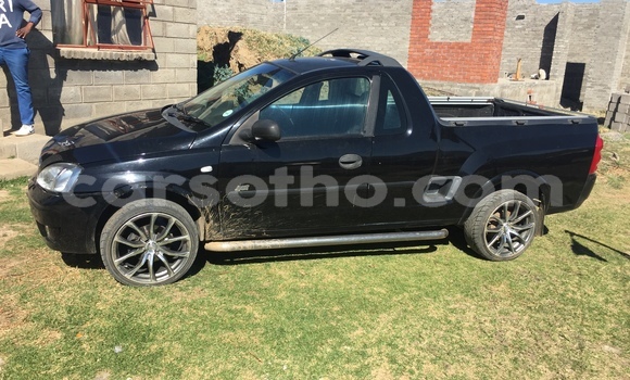 Sayi Na hannu Opel Corsa Black Mota in Maseru a Maseru