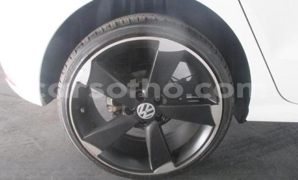 Buy Used Volkswagen Polo White Car in Hlotse in Leribe Buy Used Volkswagen Polo White Car in Hlotse in Leribe