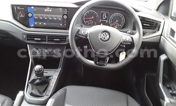 Sayi Na hannu Volkswagen Polo Silver Mota in Maseru a Maseru Sayi Na hannu Volkswagen Polo Silver Mota in Maseru a Maseru