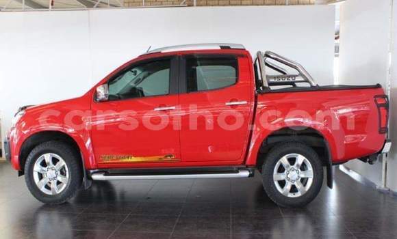 Sayi Na hannu Isuzu KB Red Mota in Maseru a Maseru Sayi Na hannu Isuzu KB Red Mota in Maseru a Maseru