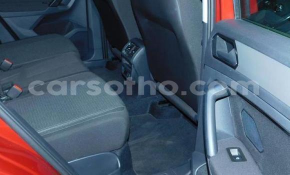 Sayi Na hannu Volkswagen Tiguan Red Mota in Butha–Buthe a Thaba-Tseka Sayi Na hannu Volkswagen Tiguan Red Mota in Butha–Buthe a Thaba-Tseka