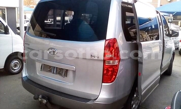 Buy Used Hyundai H1 White Car in Maseru in Maseru Buy Used Hyundai H1 White Car in Maseru in Maseru