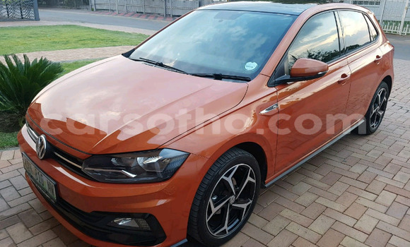 Buy Used Volkswagen Polo Brown Car in Hlotse in Leribe Buy Used Volkswagen Polo Brown Car in Hlotse in Leribe