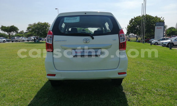 Buy Used Toyota Avanza White Car in Hlotse in Leribe Buy Used Toyota Avanza White Car in Hlotse in Leribe