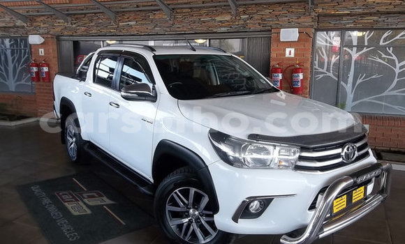 Acheter Occasion Voiture Toyota Hilux Blanc à Butha–Buthe, Thaba-Tseka Acheter Occasion Voiture Toyota Hilux Blanc à Butha–Buthe, Thaba-Tseka
