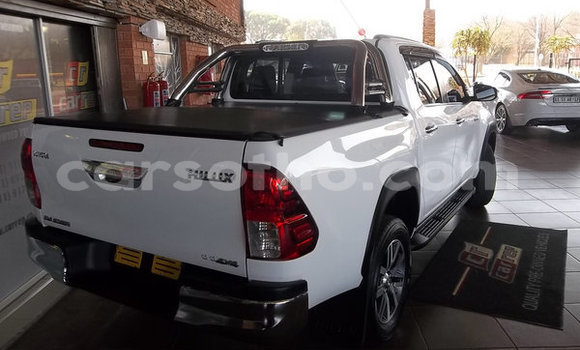Acheter Occasion Voiture Toyota Hilux Blanc à Butha–Buthe, Thaba-Tseka Acheter Occasion Voiture Toyota Hilux Blanc à Butha–Buthe, Thaba-Tseka