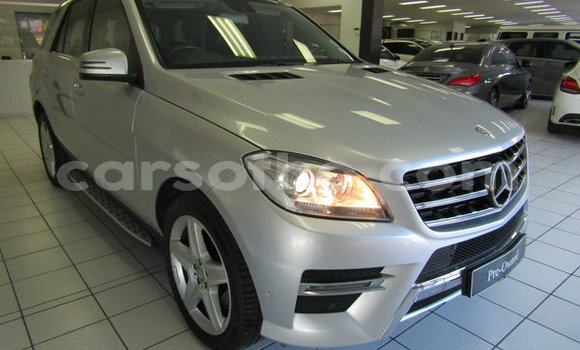 Buy Used Mercedes-Benz ML–Class Silver Car in Mafeteng in Mafeteng Buy Used Mercedes-Benz ML–Class Silver Car in Mafeteng in Mafeteng