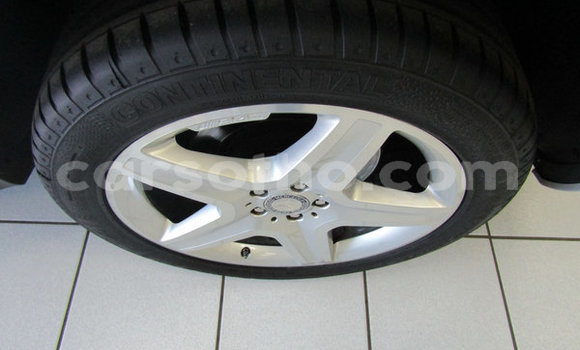 Buy Used Mercedes-Benz ML–Class Silver Car in Mafeteng in Mafeteng Buy Used Mercedes-Benz ML–Class Silver Car in Mafeteng in Mafeteng