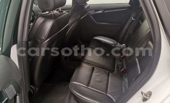 Sayi Na hannu Audi RS3 White Mota in Maseru a Maseru Sayi Na hannu Audi RS3 White Mota in Maseru a Maseru