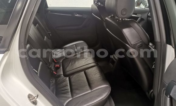 Sayi Na hannu Audi RS3 White Mota in Maseru a Maseru Sayi Na hannu Audi RS3 White Mota in Maseru a Maseru