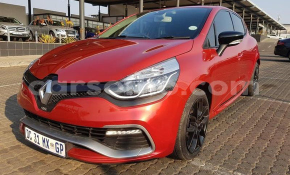 Buy Used Renault Clio RS Red Car in Maputsoa in Leribe Buy Used Renault Clio RS Red Car in Maputsoa in Leribe