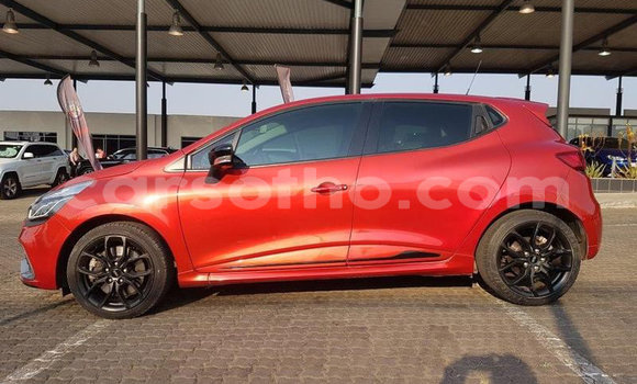 Buy Used Renault Clio RS Red Car in Maputsoa in Leribe Buy Used Renault Clio RS Red Car in Maputsoa in Leribe