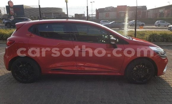 Buy Used Renault Clio RS Red Car in Maputsoa in Leribe Buy Used Renault Clio RS Red Car in Maputsoa in Leribe