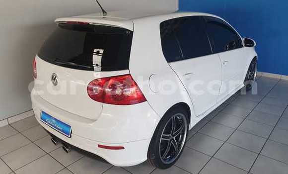 Buy Used Volkswagen Golf GTI White Car in Maputsoa in Leribe Buy Used Volkswagen Golf GTI White Car in Maputsoa in Leribe