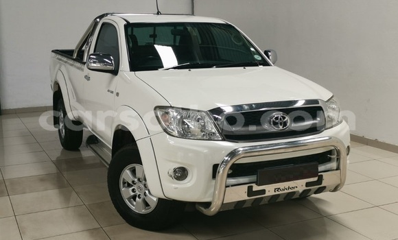 Acheter Occasion Voiture Toyota Hilux Blanc à Maseru, Maseru Acheter Occasion Voiture Toyota Hilux Blanc à Maseru, Maseru