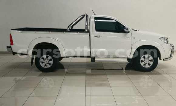Acheter Occasion Voiture Toyota Hilux Blanc à Maseru, Maseru Acheter Occasion Voiture Toyota Hilux Blanc à Maseru, Maseru