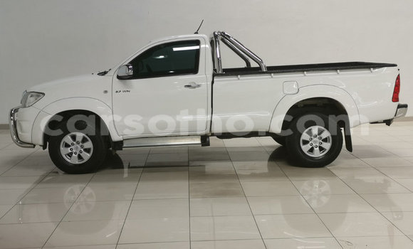 Acheter Occasion Voiture Toyota Hilux Blanc à Maseru, Maseru Acheter Occasion Voiture Toyota Hilux Blanc à Maseru, Maseru