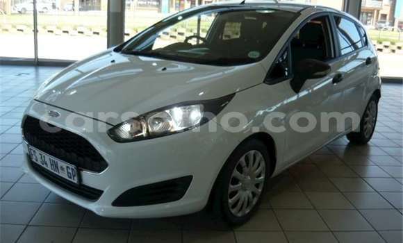 Acheter Occasion Voiture Ford Fiesta Blanc à Maputsoa, Leribe Acheter Occasion Voiture Ford Fiesta Blanc à Maputsoa, Leribe