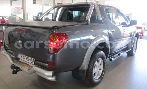 اشتري مستعمل Mitsubishi Colt Silver سيارة في Maseru في Maseru اشتري مستعمل Mitsubishi Colt Silver سيارة في Maseru في Maseru