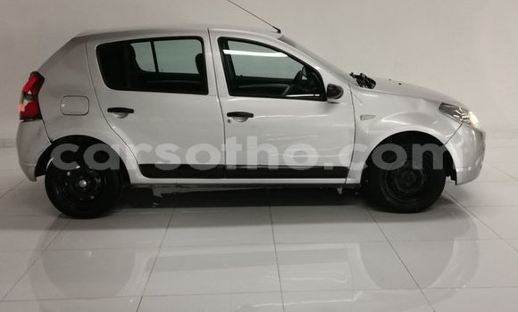 Acheter Occasion Voiture Renault Sandero Gris à Maputsoa, Leribe Acheter Occasion Voiture Renault Sandero Gris à Maputsoa, Leribe