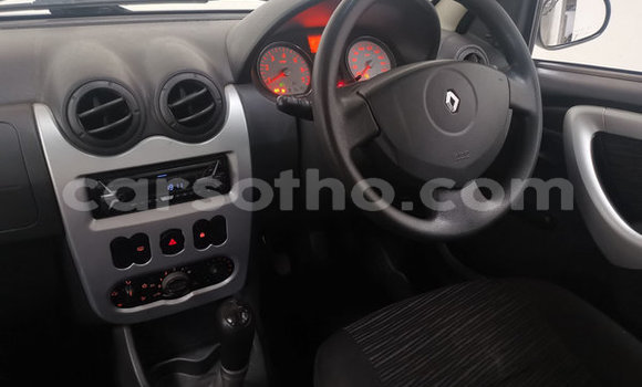 Acheter Occasion Voiture Renault Sandero Gris à Maputsoa, Leribe Acheter Occasion Voiture Renault Sandero Gris à Maputsoa, Leribe