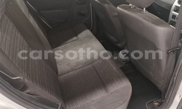 Acheter Occasion Voiture Renault Sandero Gris à Maputsoa, Leribe Acheter Occasion Voiture Renault Sandero Gris à Maputsoa, Leribe