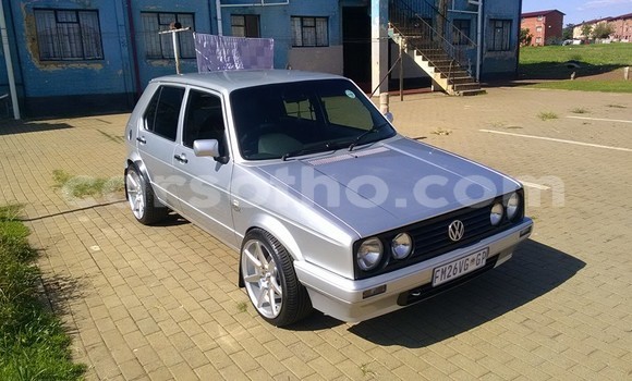 Sayi Na hannu Volkswagen Golf Silver Mota in Mafeteng a Mafeteng Sayi Na hannu Volkswagen Golf Silver Mota in Mafeteng a Mafeteng