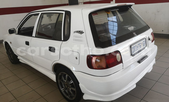 Acheter Occasion Voiture Toyota Carina Blanc à Maseru, Maseru Acheter Occasion Voiture Toyota Carina Blanc à Maseru, Maseru