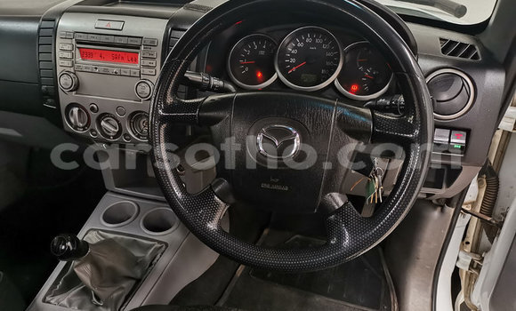 Acheter Occasion Voiture Mazda BT-50 Blanc à Maseru, Maseru Acheter Occasion Voiture Mazda BT-50 Blanc à Maseru, Maseru