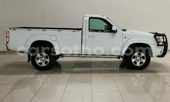 Acheter Occasion Voiture Mazda BT-50 Blanc à Maseru, Maseru Acheter Occasion Voiture Mazda BT-50 Blanc à Maseru, Maseru