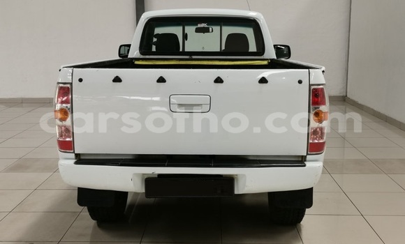 Acheter Occasion Voiture Mazda BT-50 Blanc à Maseru, Maseru Acheter Occasion Voiture Mazda BT-50 Blanc à Maseru, Maseru