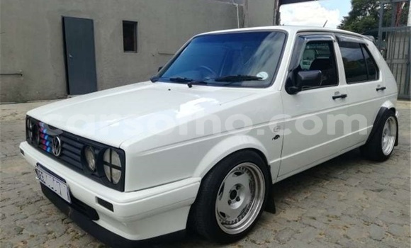 اشتري مستعمل Volkswagen Golf White سيارة في Maseru في Maseru اشتري مستعمل Volkswagen Golf White سيارة في Maseru في Maseru