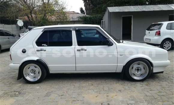 اشتري مستعمل Volkswagen Golf White سيارة في Maseru في Maseru اشتري مستعمل Volkswagen Golf White سيارة في Maseru في Maseru