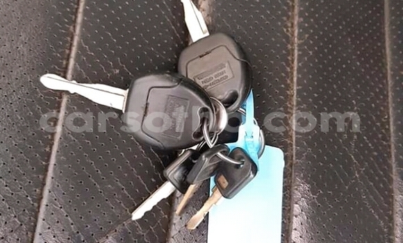 Acheter Occasion Voiture Mazda B–series Blanc à Maputsoa, Leribe Acheter Occasion Voiture Mazda B–series Blanc à Maputsoa, Leribe