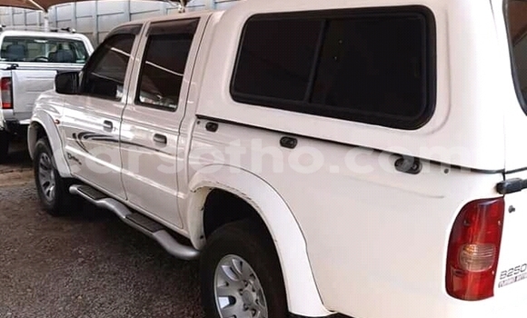 Acheter Occasion Voiture Mazda B–series Blanc à Maputsoa, Leribe Acheter Occasion Voiture Mazda B–series Blanc à Maputsoa, Leribe