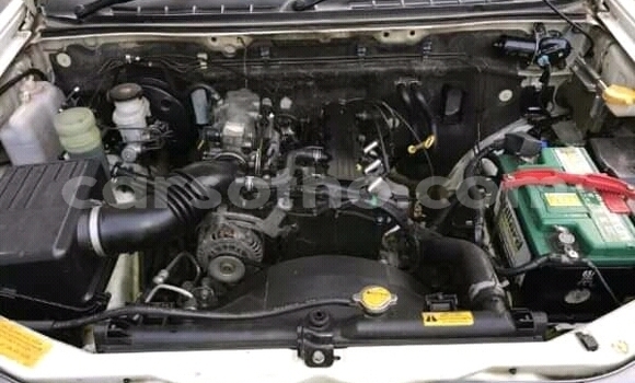 Acheter Occasion Voiture Isuzu KB Blanc à Maputsoe, Leribe Acheter Occasion Voiture Isuzu KB Blanc à Maputsoe, Leribe