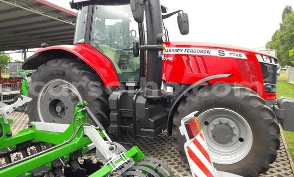 Acheter Occasion Voiture Tatra 77 Rouge à Maseru, Maseru Acheter Occasion Voiture Tatra 77 Rouge à Maseru, Maseru