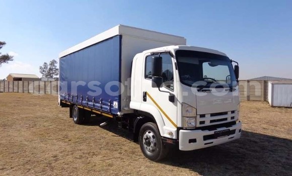 Acheter Occasion Utilitaire Isuzu FTR 850 Blanc à Maseru, Maseru Acheter Occasion Utilitaire Isuzu FTR 850 Blanc à Maseru, Maseru