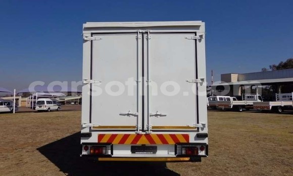 Acheter Occasion Utilitaire Isuzu FTR 850 Blanc à Maseru, Maseru Acheter Occasion Utilitaire Isuzu FTR 850 Blanc à Maseru, Maseru