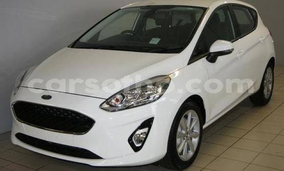 Sayi Na hannu Ford Ranger White Mota in Maputsoa a Leribe Sayi Na hannu Ford Ranger White Mota in Maputsoa a Leribe