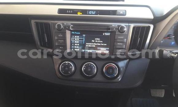 اشتري مستعمل Toyota RAV4 Silver سيارة في Maseru في Maseru اشتري مستعمل Toyota RAV4 Silver سيارة في Maseru في Maseru