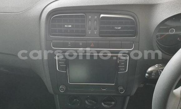 Sayi Na hannu Volkswagen Polo Silver Mota in Hlotse a Leribe Sayi Na hannu Volkswagen Polo Silver Mota in Hlotse a Leribe